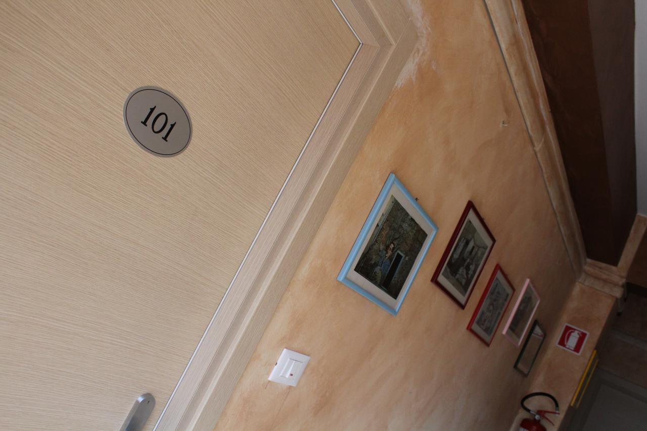 I Mattoni Rossi Hotel Celle Ligure Exterior foto